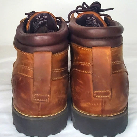 Timberland  Unisex Size Men7M/Women9M -Brown Leather Boots Durable Construction - Picture 2 of 11